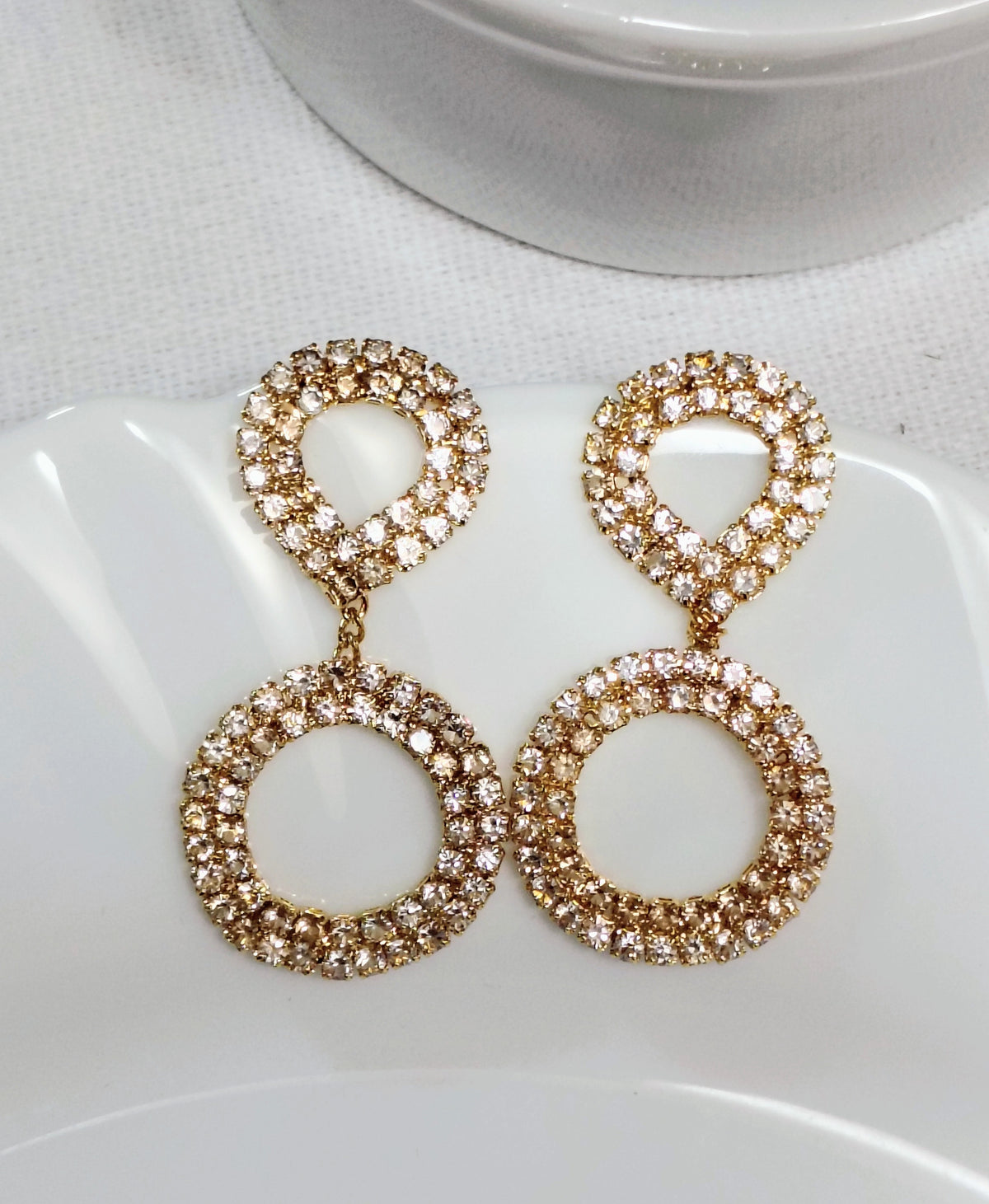 Brinco com strass